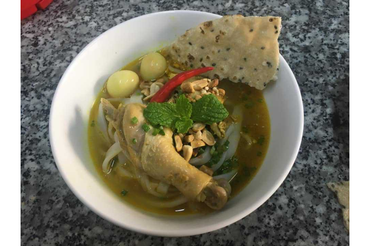  Quang noodle  Chicken