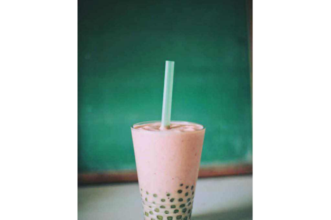  Pearl Strawberry Milk Tea