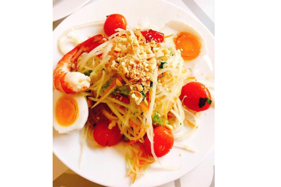  Song Tam salad with freshwater prawn