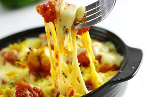 Spicy Chicken With Cheese