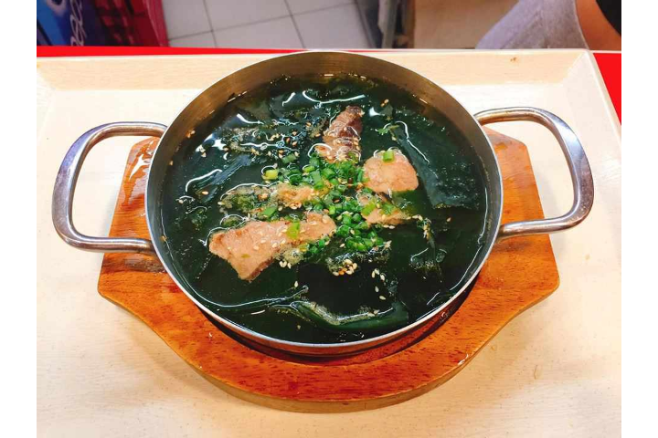  Seaweed soup