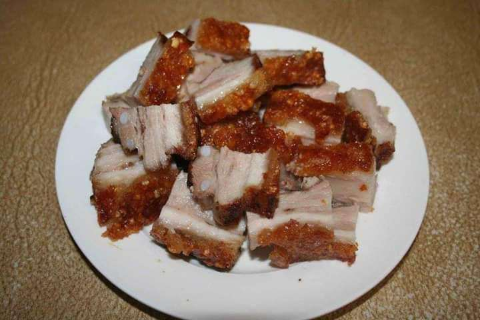  Roasted pork meat