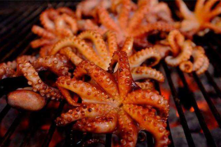  Grilled octopus