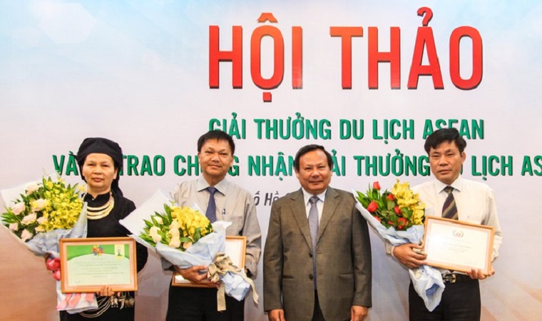 Hue, Hoi An, Da Lat is awarded the ASEAN clean tourism city