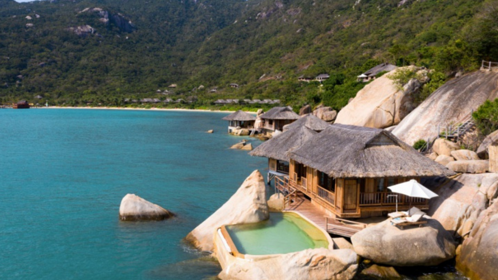 Resort đắt bậc nhất Việt Nam đổi chủ
