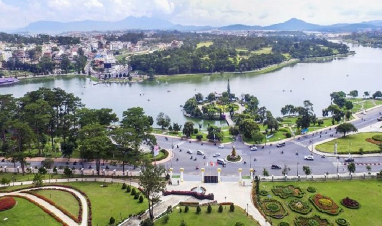 Organize a conference to plan the organization and implementation of activities to celebrate the 125 th anniversary of Dalat's formation and development